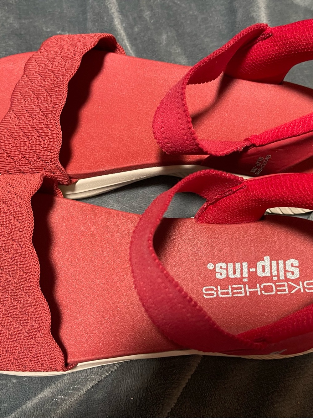 Skechers Ultra Flex 3.0 Feelin Pretty Slip-ins Sandals Women's 9 RED - Picture 2 of 7
